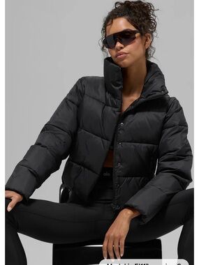 ALO Yoga Black Cropped Puffer Jacket